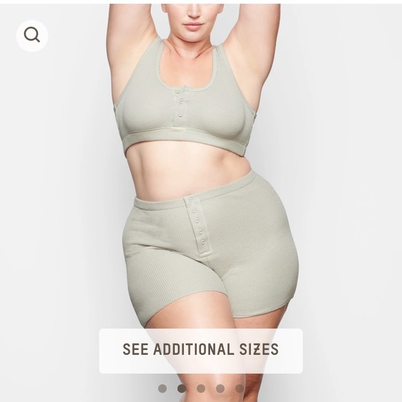 EUC Skims ribbed bralette large - Picture 1 of 6